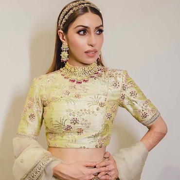 3) Tiara or Headband: