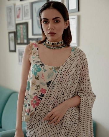 10) Slick Straight Hair: